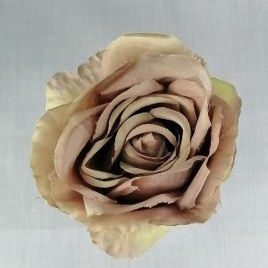 Light brown ombre rose cake decoration